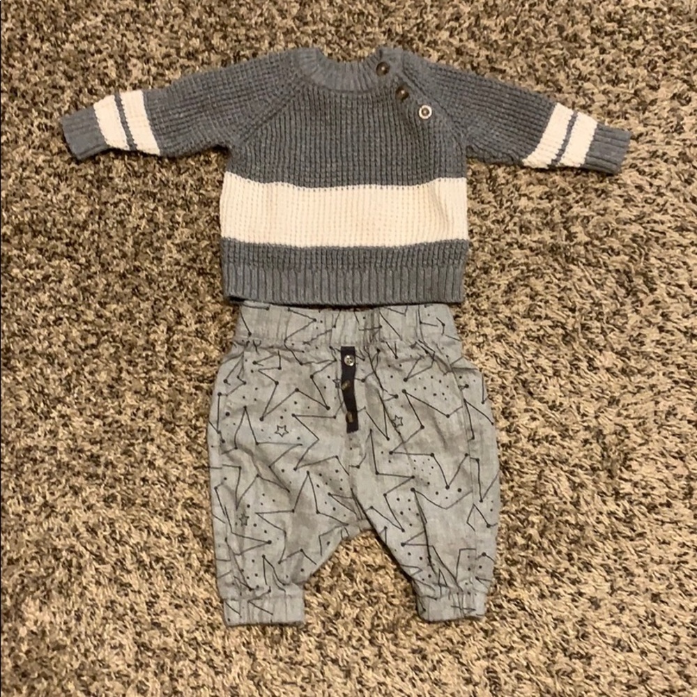 Sweater and pants outfit